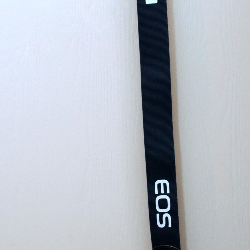 Vintage Like New Canon EOS 2" Wide Navy Blue 100% Cotton Neck/Shoulder Strap